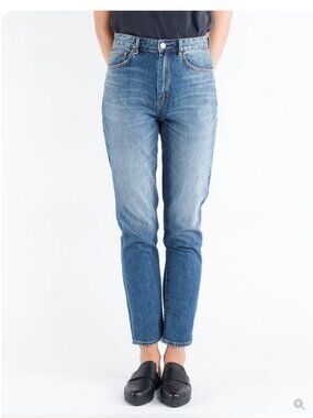 NEUW Lola Super High Mom Jean in Clover 28